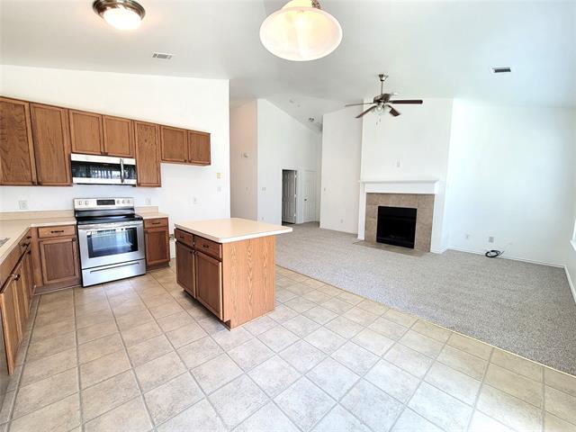 Building Photo - 7505 Burton Ln
