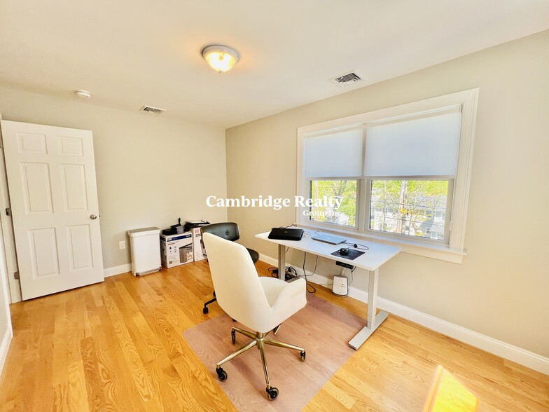 Building Photo - 54 Albemarle Rd