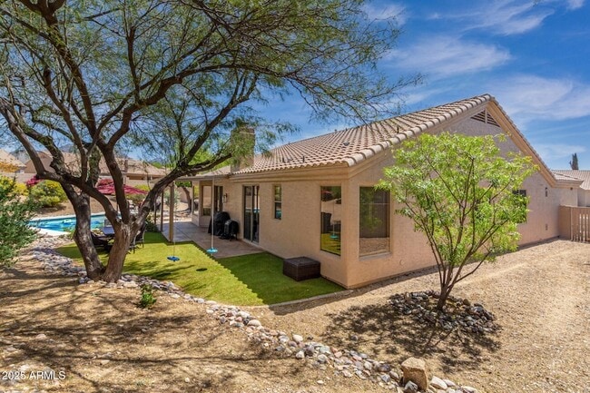 Building Photo - 9716 E Janice Way