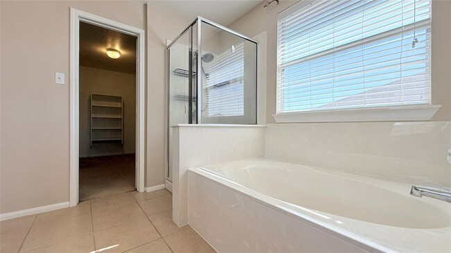 Building Photo - 511 Taurus Dr