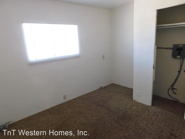 Building Photo - 3 br, 1 bath House - 6608 Valley Ave