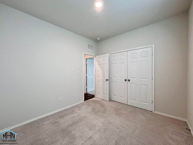 Building Photo - 4105 Paddock Trl