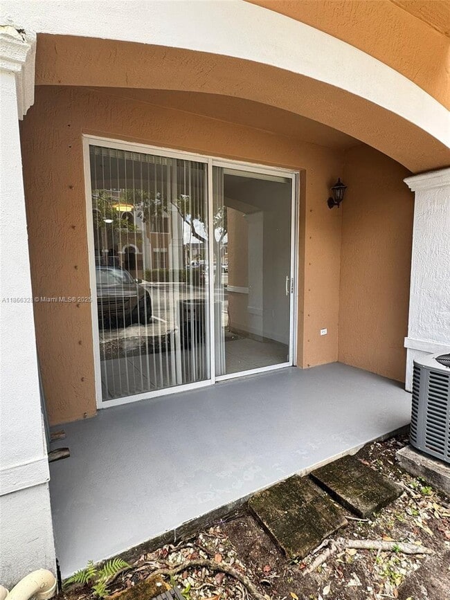 Building Photo - 17620 NW 73rd Ave