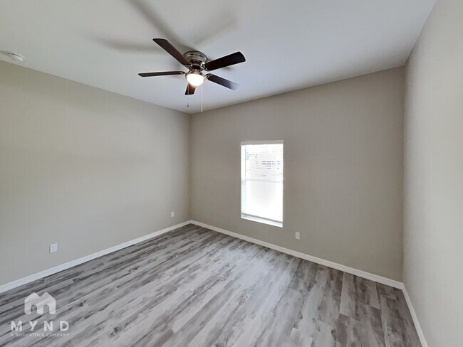 Building Photo - 4395 Langtree Ave