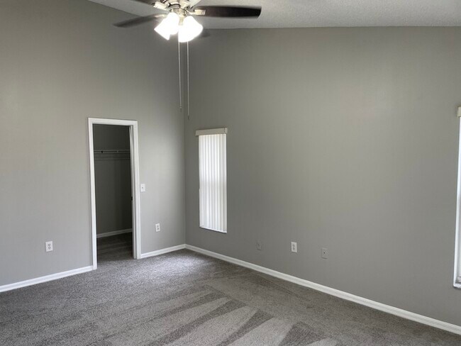 Building Photo - Great Home