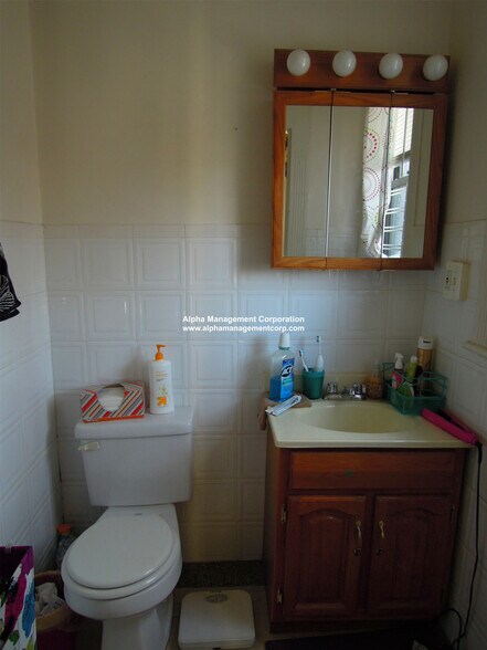 Building Photo - 1412 Commonwealth Ave