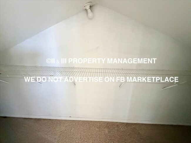 Building Photo - 3032 Elmwood Ave