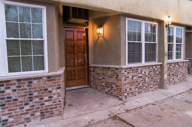 Building Photo - 950. AMERICA REALTY PA LIC LONG TERM RENTALS