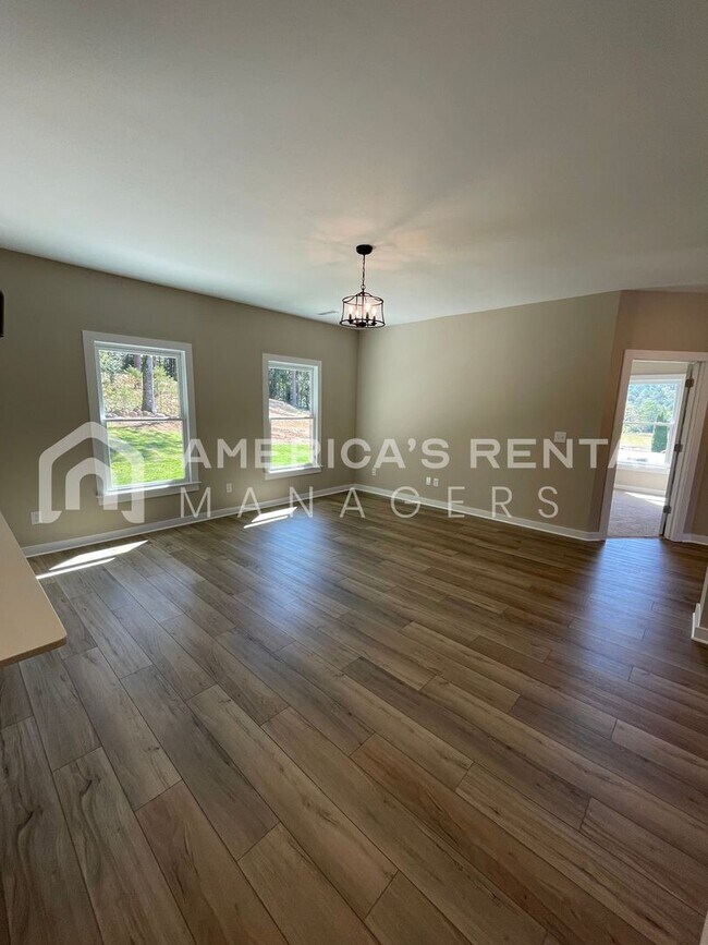 Building Photo - DEPOSIT PENDING! Home for Rent in Union Grove, AL!!! Available to View Now!!!