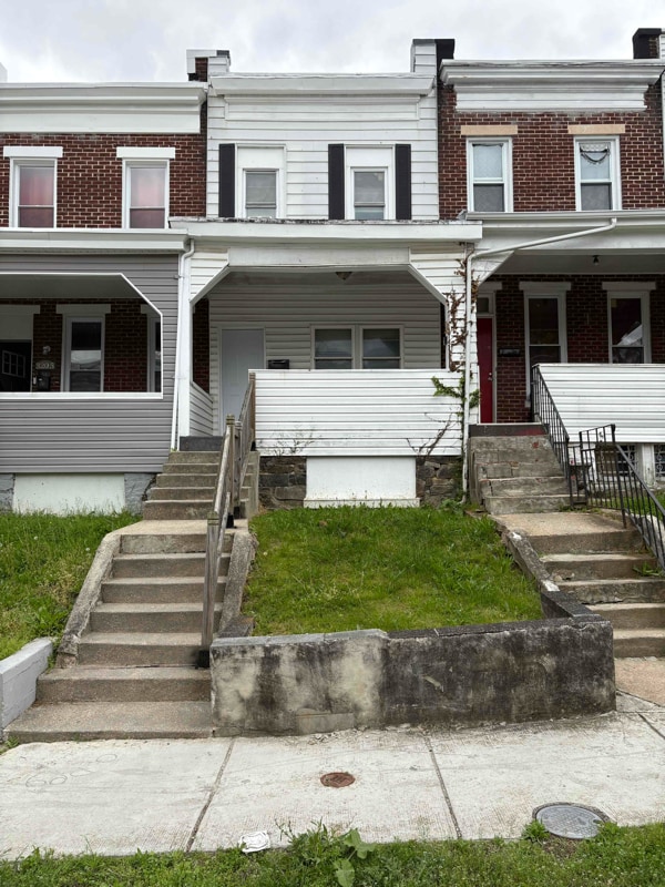 Primary Photo - 3207 Brighton St