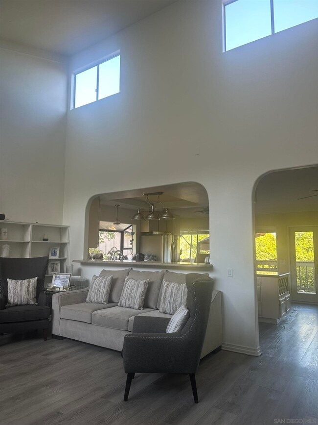 Building Photo - 431 Windyridge Glen