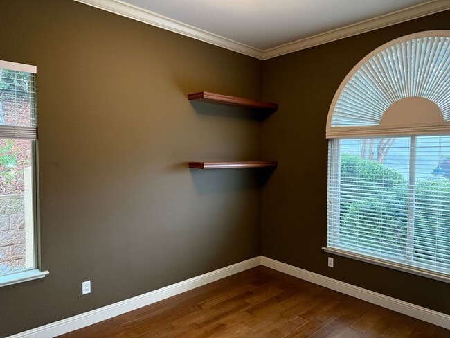 Building Photo - Beautiful 3 bedroom plus loft and office in highly sought Serrano community!