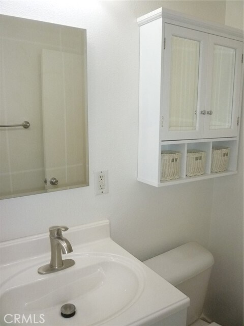 Building Photo - 712 Sartori Ave