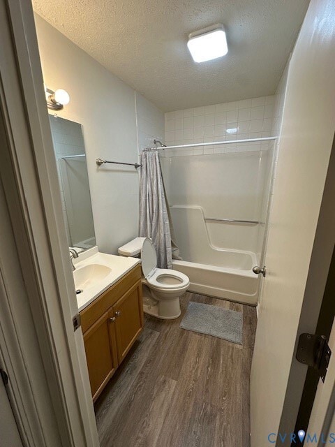 Building Photo - 20811 Shaker Dr