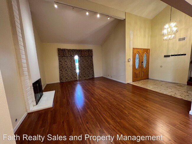 Building Photo - 4 br, 3 bath House - 913 W. Alfred Pl