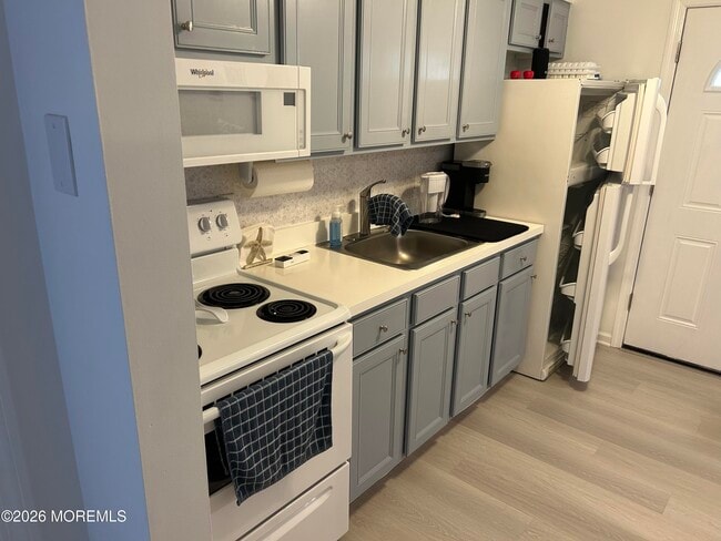 Building Photo - 1804 Grand Central Ave