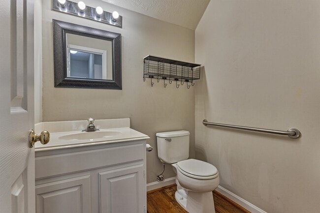 Building Photo - 15 W Stony End Pl