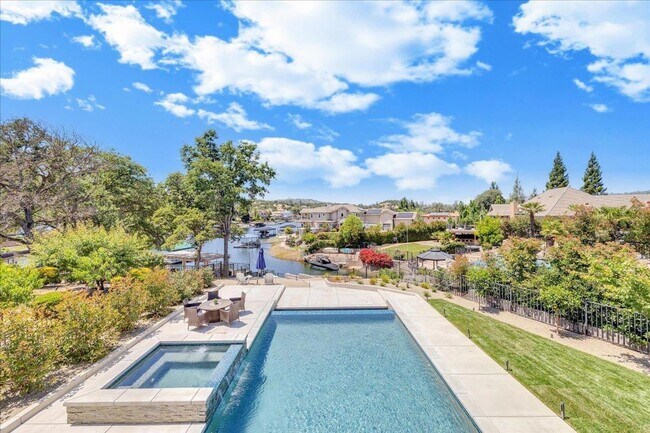 Building Photo - Luxury Lakefront Retreat with Pool, Hot Tu...