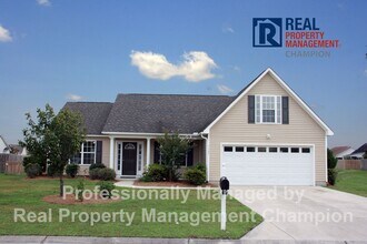 Building Photo - Welcoming Home in Courtney Pines w/Fenced Yard