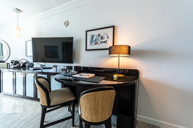 Building Photo - 4391 Collins Ave