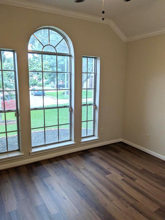 Building Photo - 8535 Regalbrook Dr