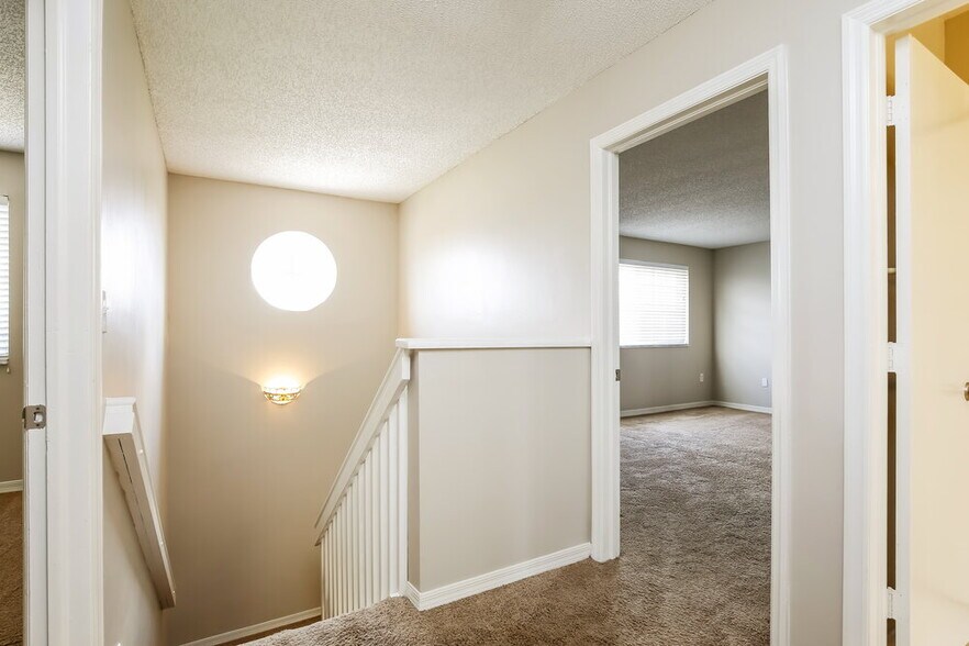 Building Photo - 17938 SW 154 Ct