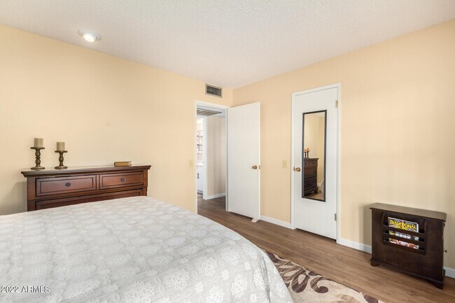 Building Photo - 13227 N 99th Dr
