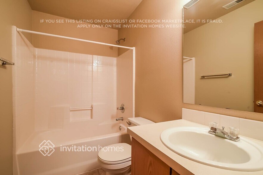 Building Photo - 13205 122nd Ave E