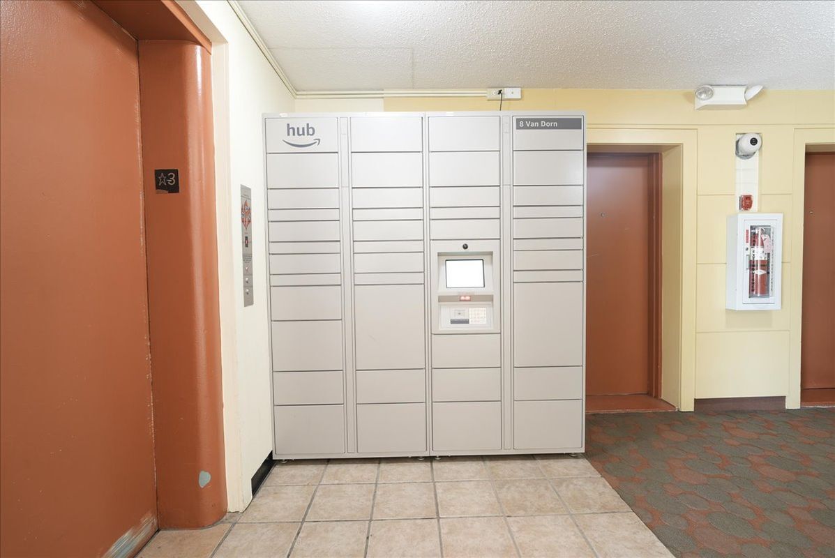 Building Photo - 60 S Van Dorn St