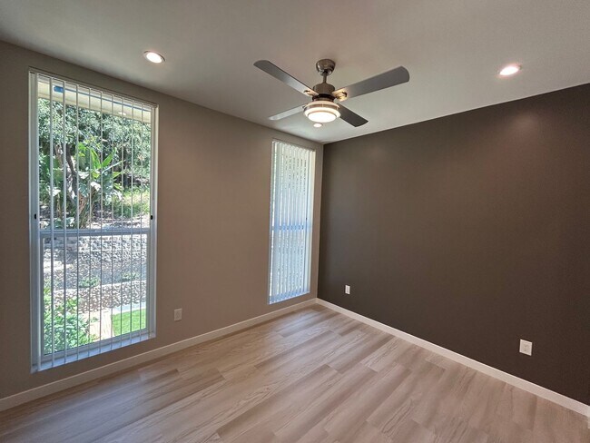 Building Photo - Newly Built 4 bed 2 bath unit (2024)