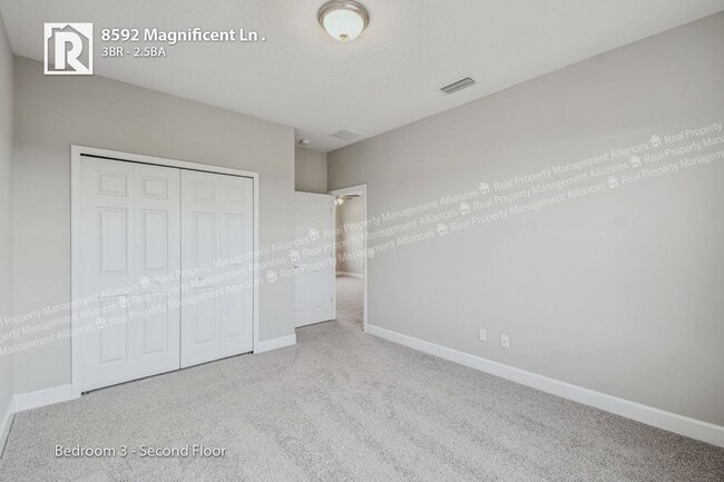 Building Photo - Modern Corner Townhome where Comfort Meets...