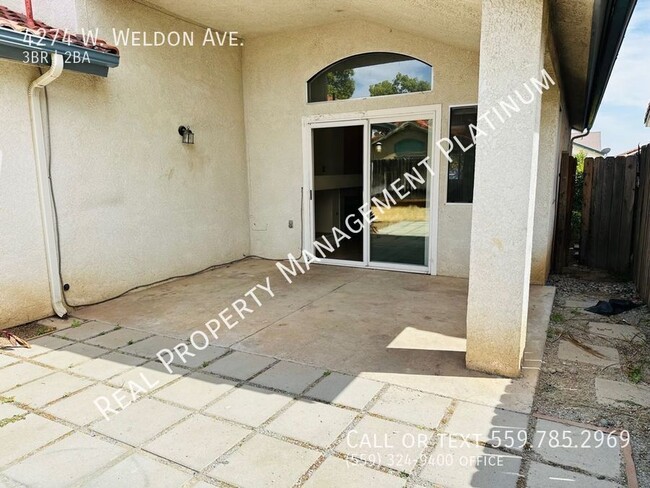 Building Photo - $1,900 Blythe & McKinley, 3 Bedrooms - W. ...