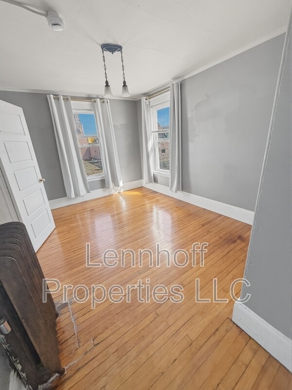 Building Photo - 25 Portland St