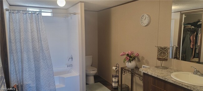 Building Photo - 4709 Kon Tiki Ln