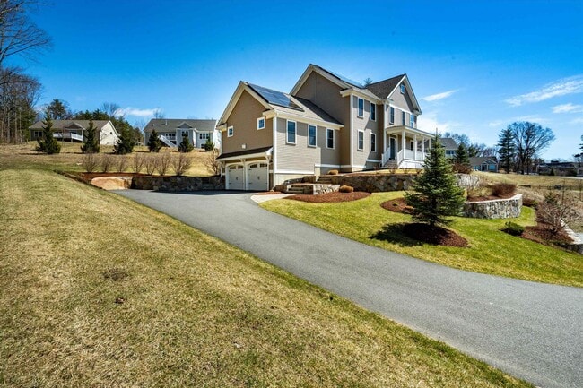 Building Photo - 18 Scenic Dr