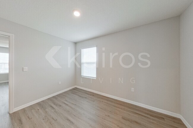 Building Photo - 4451 SW 85 Ln