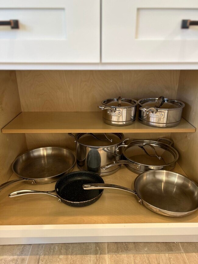 Building Photo - 13383 Bedford Mews Ct