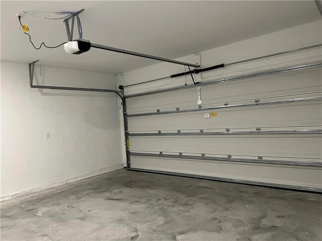 Building Photo - 5822 Le Marin Wy