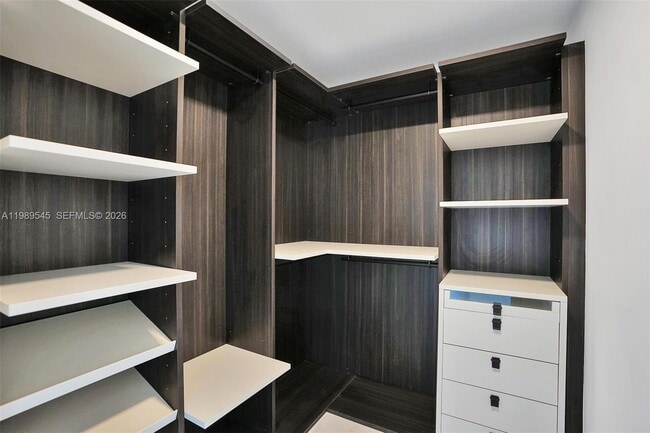 Building Photo - 301 Altara Ave