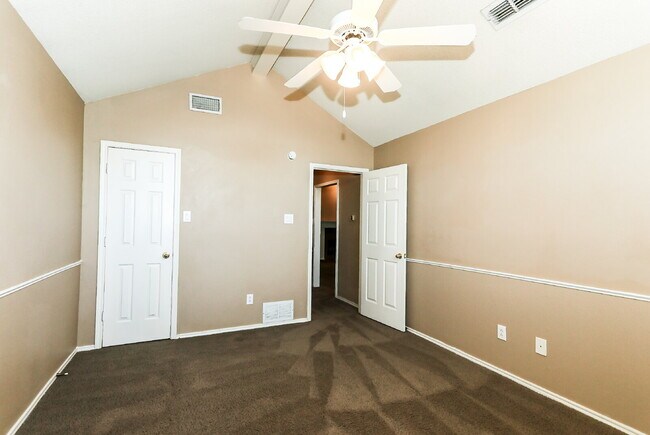 Building Photo - Beautiful Home Located South of Frenship H...