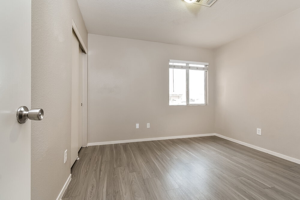 Building Photo - 2018 Annbriar Ave