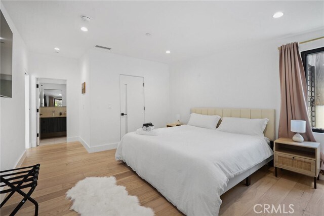 Building Photo - 1812 Navy St