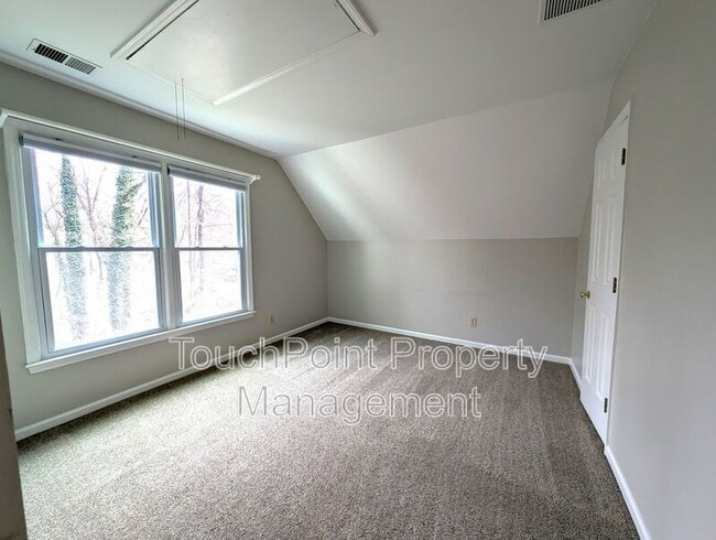 Building Photo - 9300 Harris Glen Dr