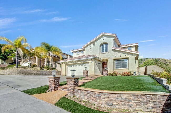 Building Photo - 28622 High Ridge Dr