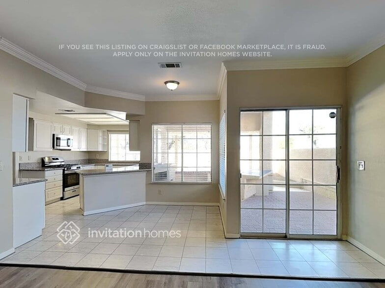 Building Photo - 7720 Musical