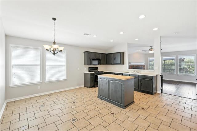 Building Photo - 1056 Breeders Cup Dr