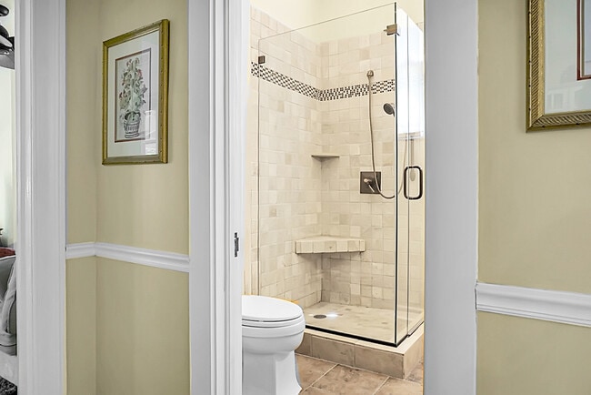 Building Photo - 6 Wentworth St