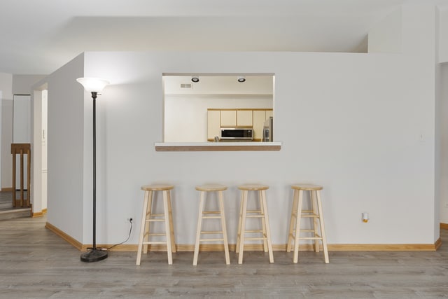 Building Photo - 1505 Commodore Ct