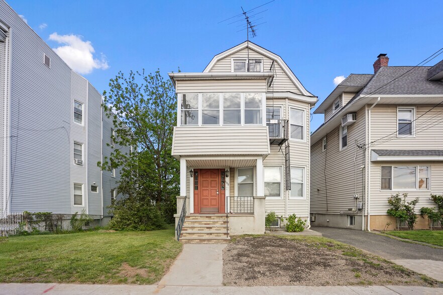 Building Photo - 608 Washington Ave