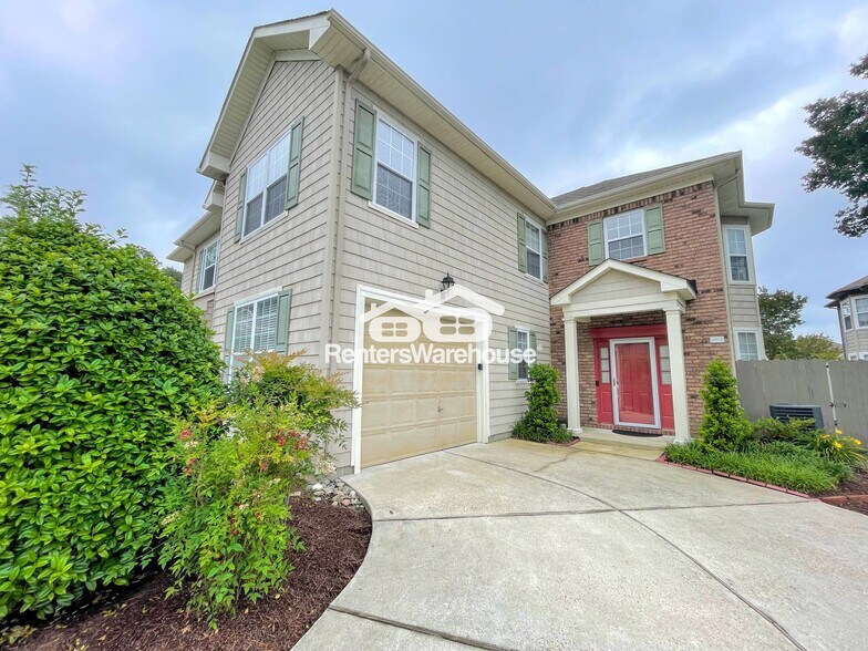 Building Photo - 3932 Cromwell Park Dr